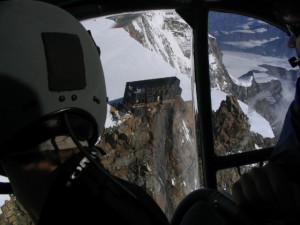 Acheminement du matériel par hélicoptère, Cabane Capanna Margherita - 4554 m, Mont Rose, Suisse