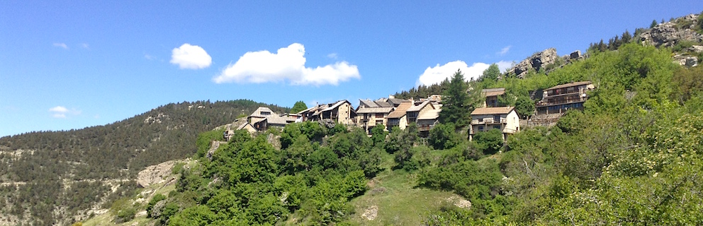 Peyresq village des Alpes de Haute-Provence