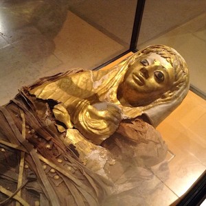 Momie avec masque doré, époque romaine, seconde moitié du 1er siècle ap J.-C.