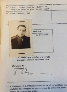 Archives de la Police des Etrangers: fiche signalétique du Pr Ilya Prigogine. (Cliquer pour agrandir)