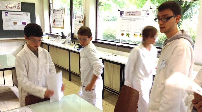 A l'Expérimentarium de chimie (ULB), août 2014.
