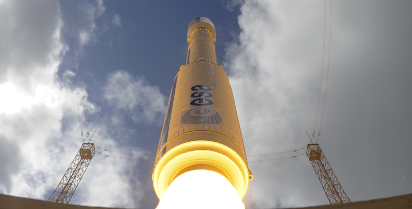 Décollage de la fusée Vega, Kourou, 11 février 2015. © ESA/Stéphane Corvaja