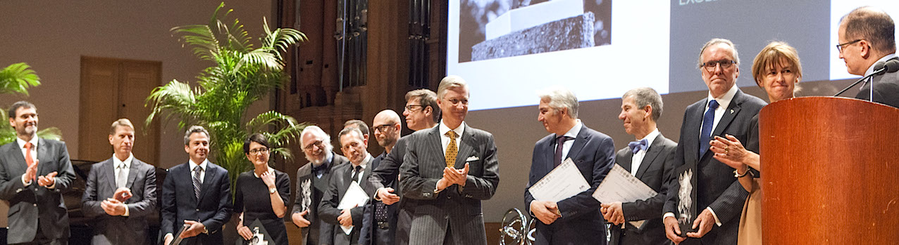 Lundi 30 novembre 2015. Le Roi Philippe remet les prix scientifiques Quinquennaux du F.R.S-FNRS et du FWO aux lauréats.