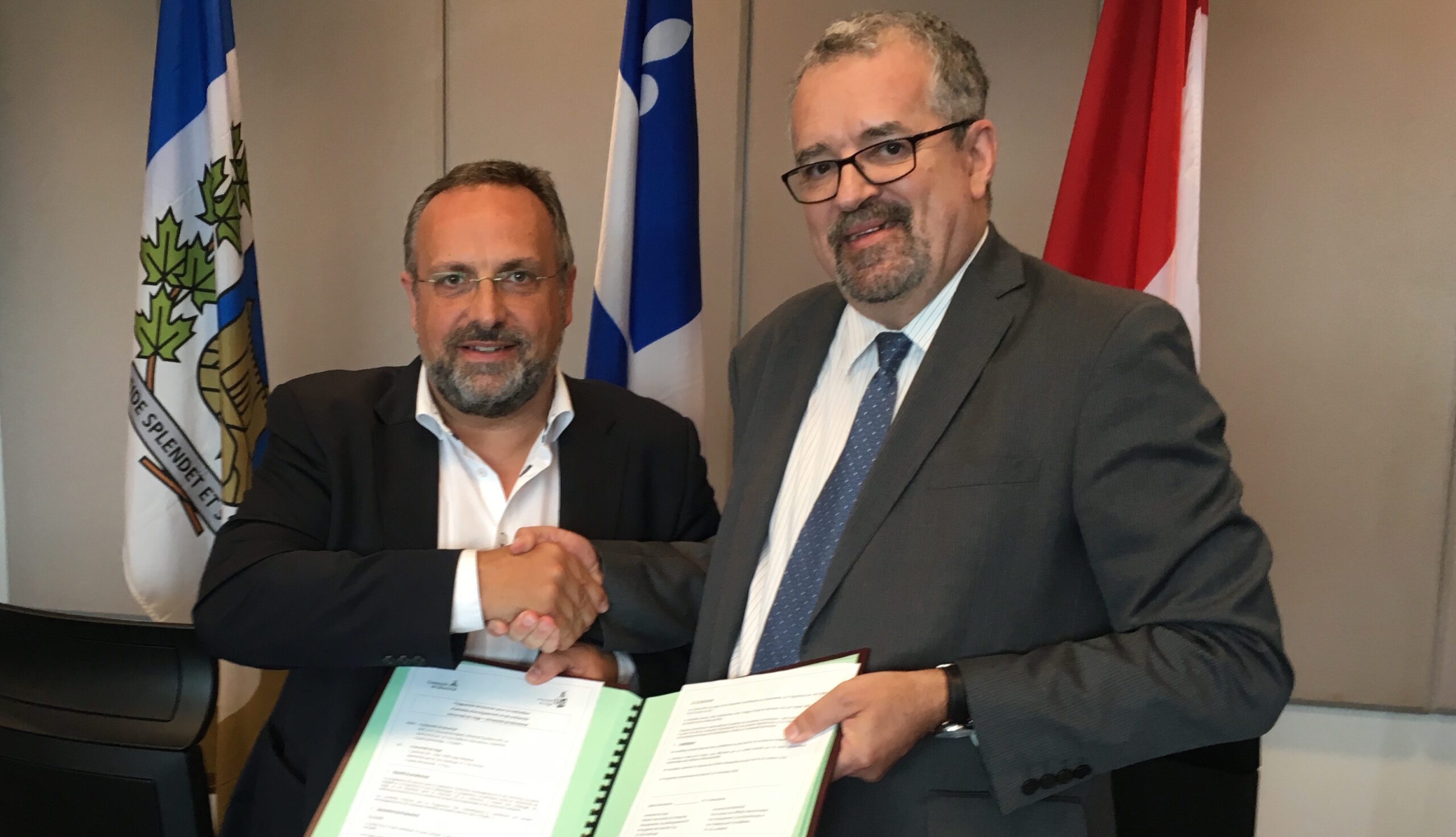 Signature, le 7 septembre dernier, à Montréal d'un accord d'échanges de personnel académique entre l'UdeM et l'ULg.