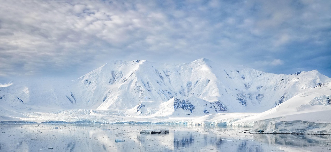 L’Antarctique au bord du basculement : des chercheurs tirent la sonnette d’alarme